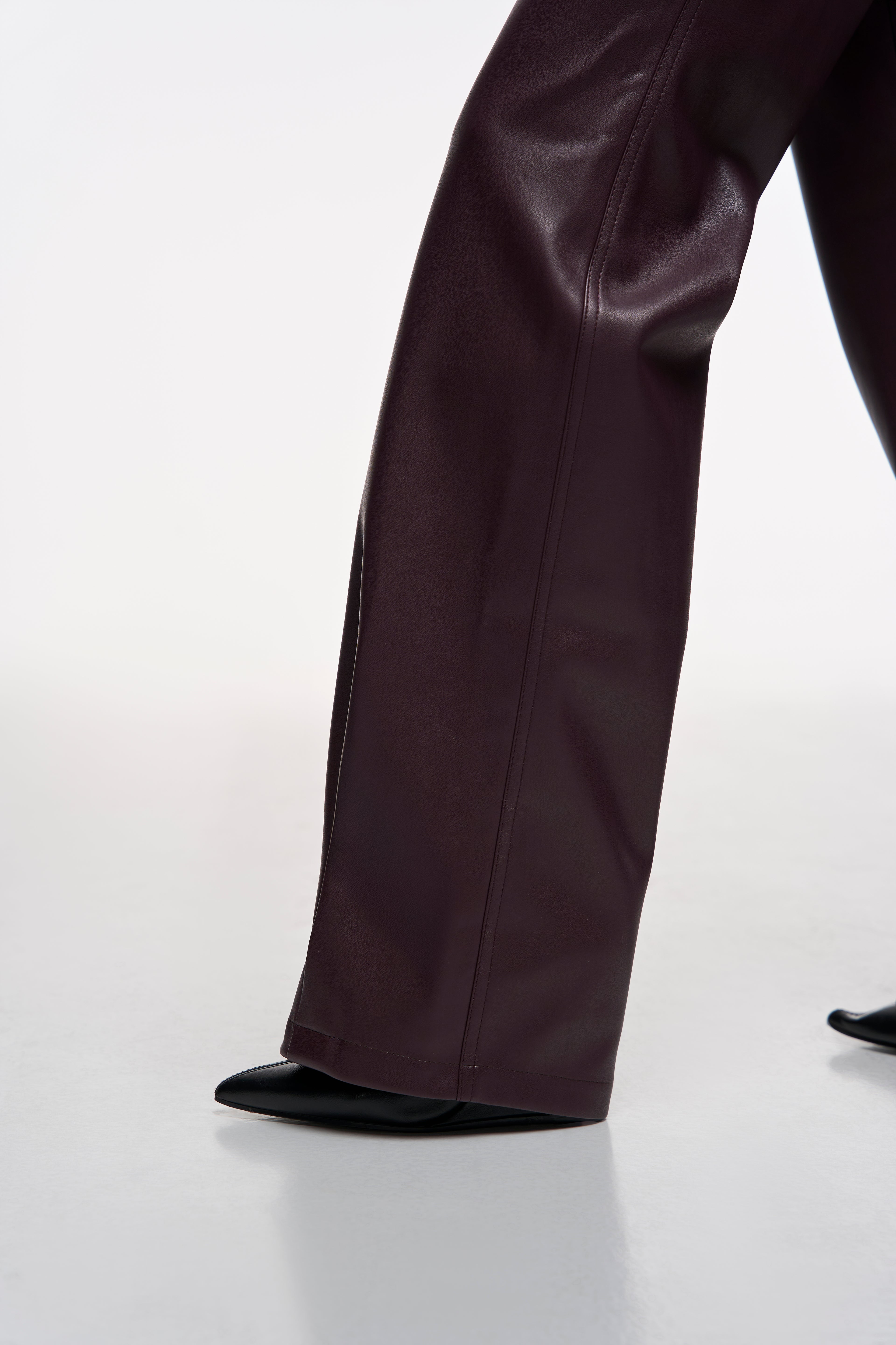 Шкіряний костюм